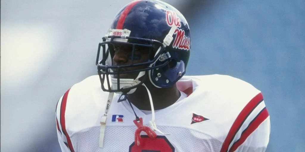Ex-NFL Player Gets 16 Years for $197M Medicare Fraud Targeting Seniors and Veterans