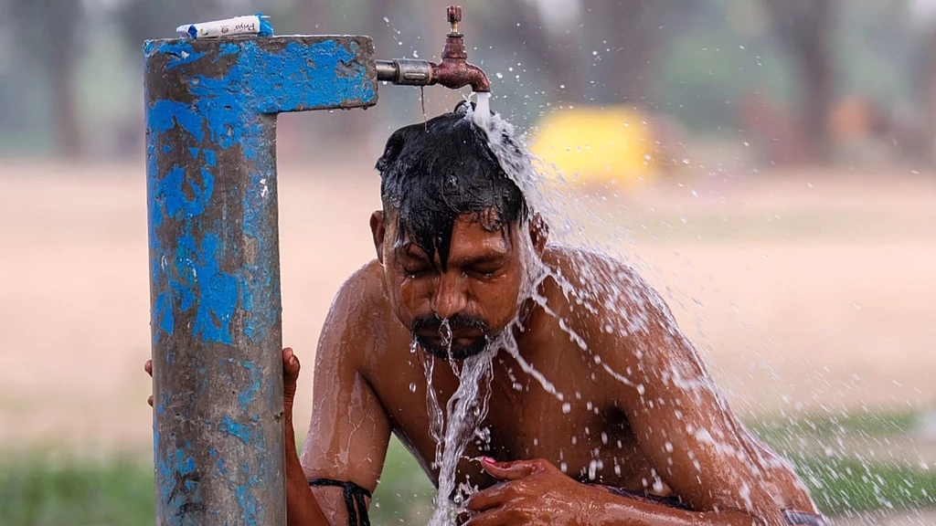 UN Warns Global Temperatures Will Surpass 1.5°C Threshold Within Five Years