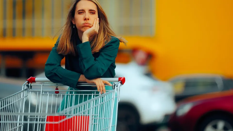 Why Americans Feel Broke Despite a Stable Economy
