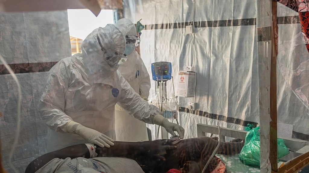 France Confirms First Ebola Case: Doctor Infected After Congo Mission