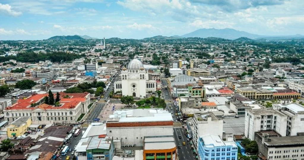 El Salvador Slashes Residency Requirement, Offers Zero Tax on Bitcoin Gains