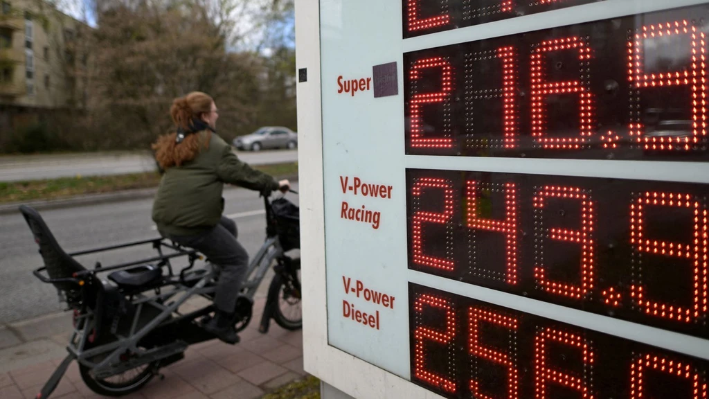 EU Warns of Diesel and Jet Fuel Shortages Amid Iran Conflict