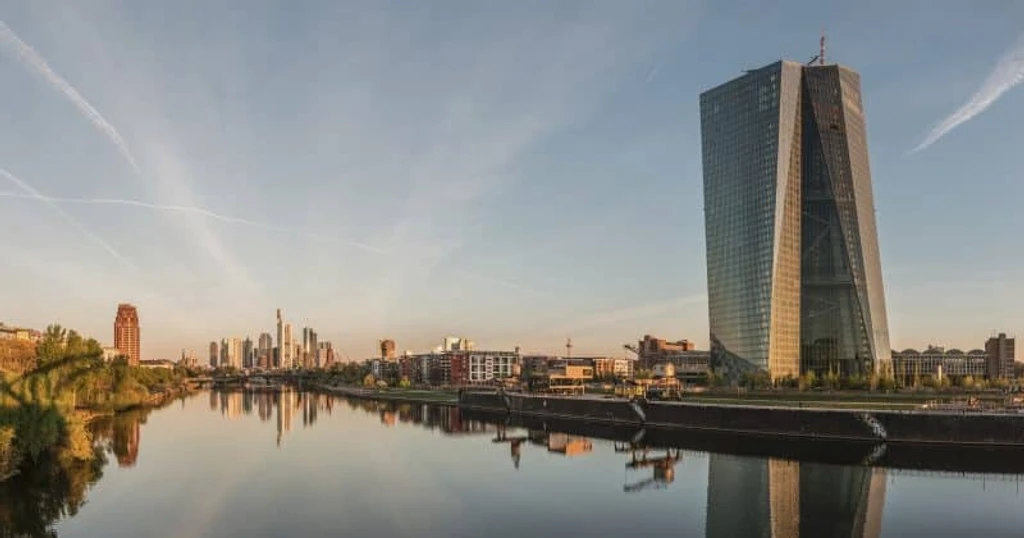 ECB Opens Euro Liquidity Lines to 30 Nations in Strategic Pivot