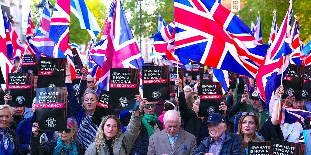 Antisemitic Attacks Surge Across UK and US as Leaders Pledge Action