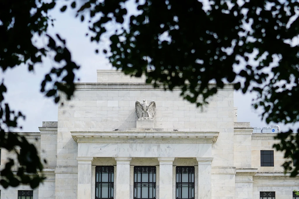 Fed Faces Stagflation Dilemma Amid Iran War and Oil Shock