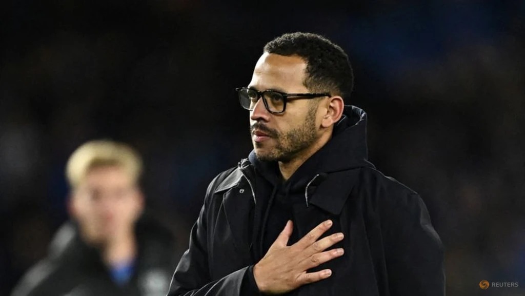 Chelsea Sacks Manager Liam Rosenior Amid Historic Scoring Slump