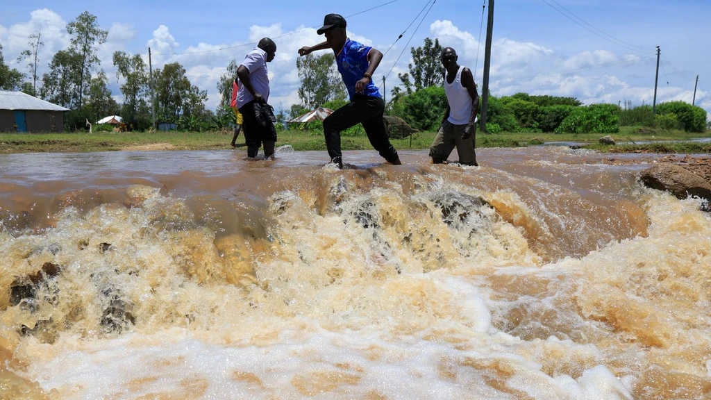 Kenya Floods Kill 88, Displace 34K