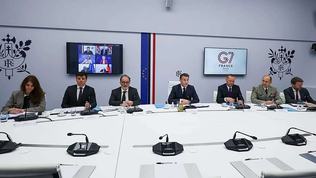 Macron Stands Firm: No Sanctions Relief for Russia Amidst Energy Crisis