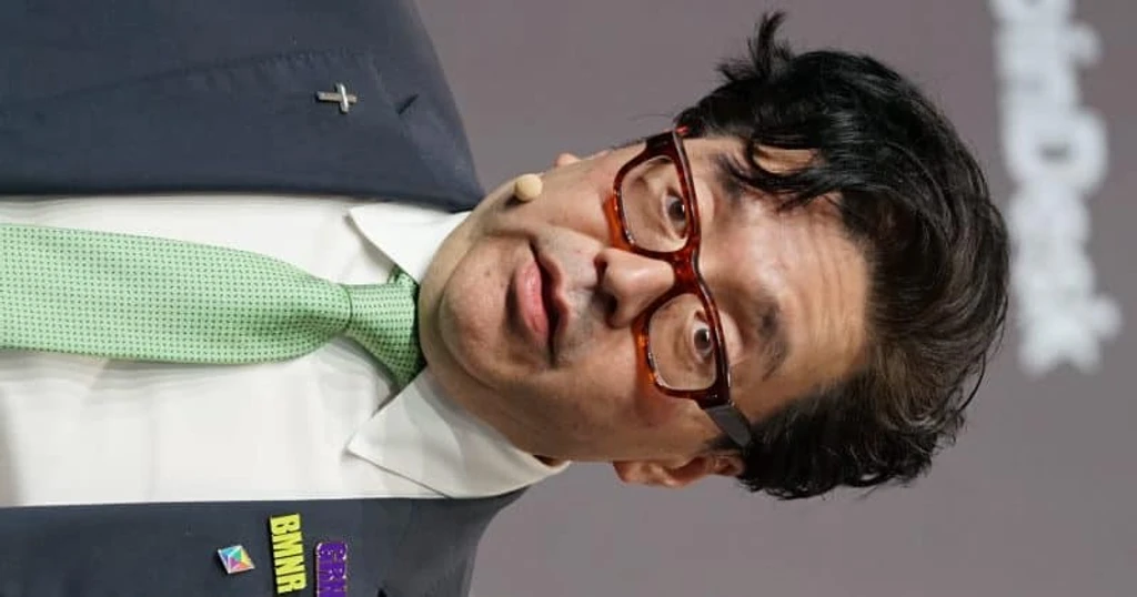 Federal Reserve Holds Rates Steady as Fundstrat’s Tom Lee Praises Dovish Pivot