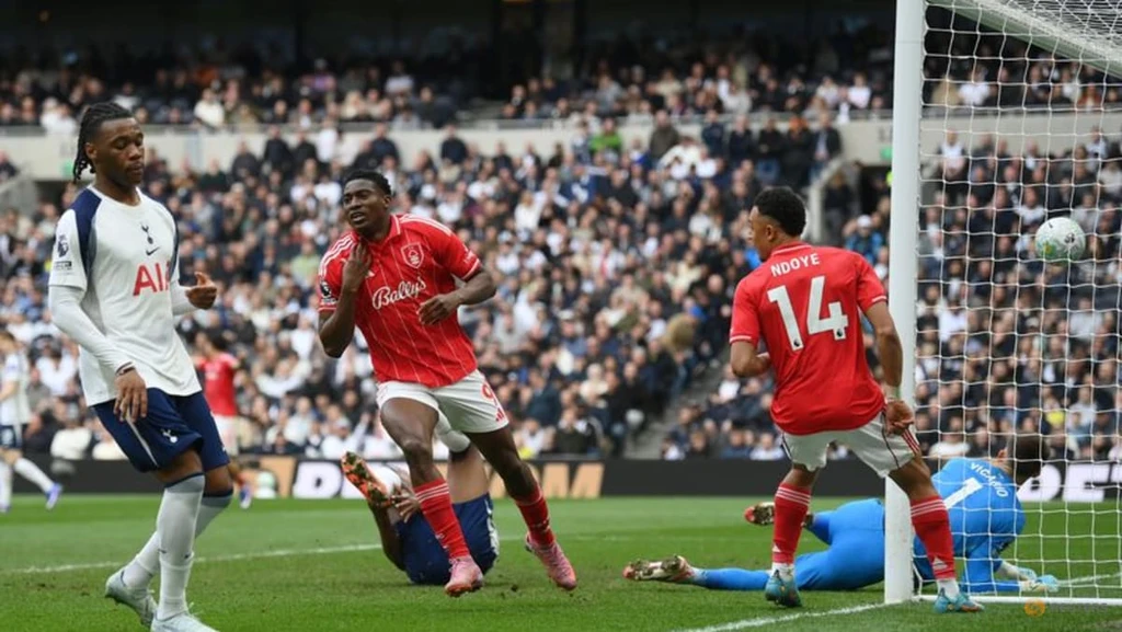 Nottingham Forest Rises with 3-0 Win Over Spurs