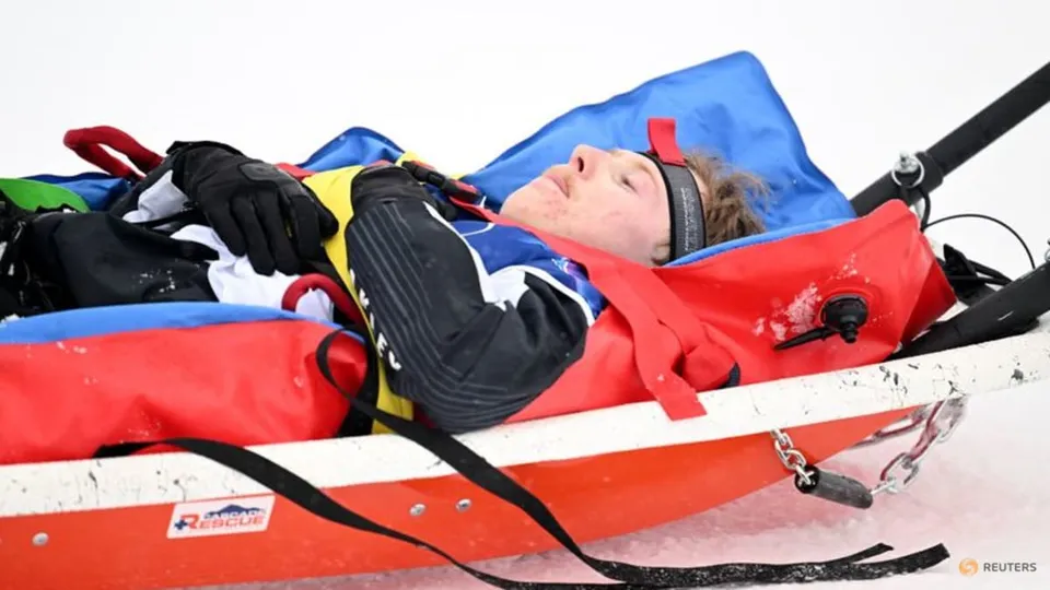 Olympic Hopeful Fin Melville Ives Suffers Devastating Halfpipe Crash