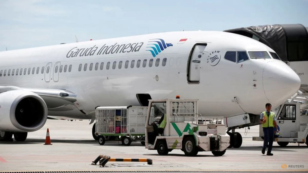 Airlines Halt Middle East Flights Amid Escalating Regional Tensions