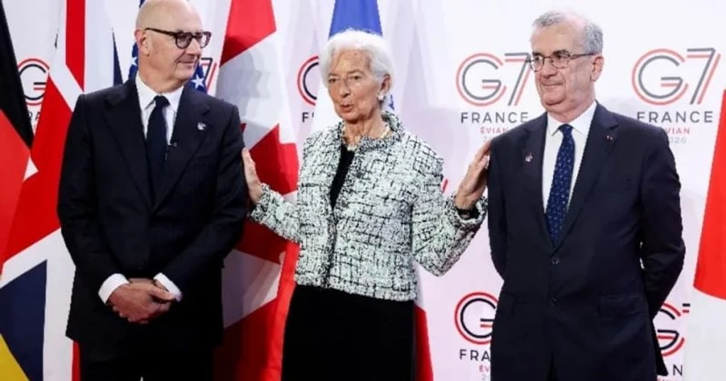 G-7 Finance Chiefs Convene in Paris Amid Intensifying Bond Selloff