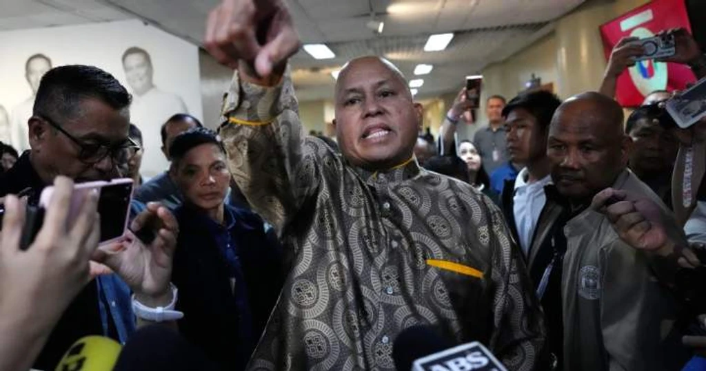 Gunfire Erupts at Philippine Senate as Duterte Ally Faces ICC Warrant