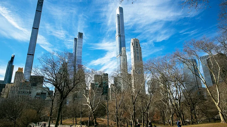 NYC 'Ghost Towers': Where the Ultra-Rich Park Billions, Empty