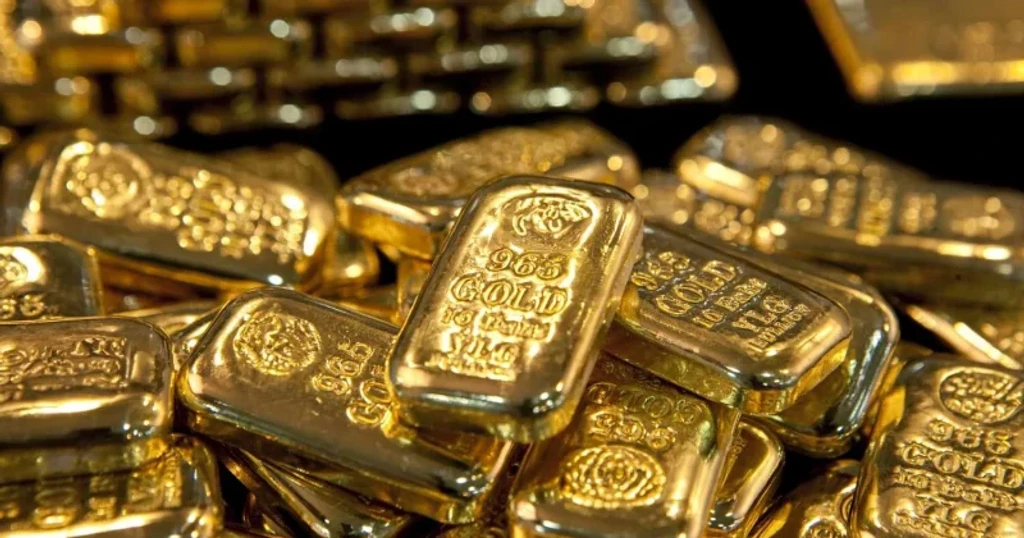 Gold Steady as US-Iran Truce Curbs Inflation Fears