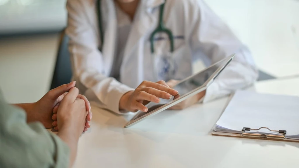 AI Diagnostics Excel, But Human Doctors Remain Essential for Patient Care