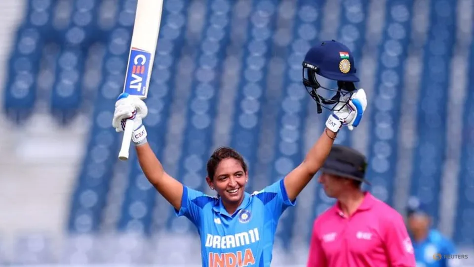 Harmanpreet Kaur: India's Cricket Icon Sets New Global Milestone