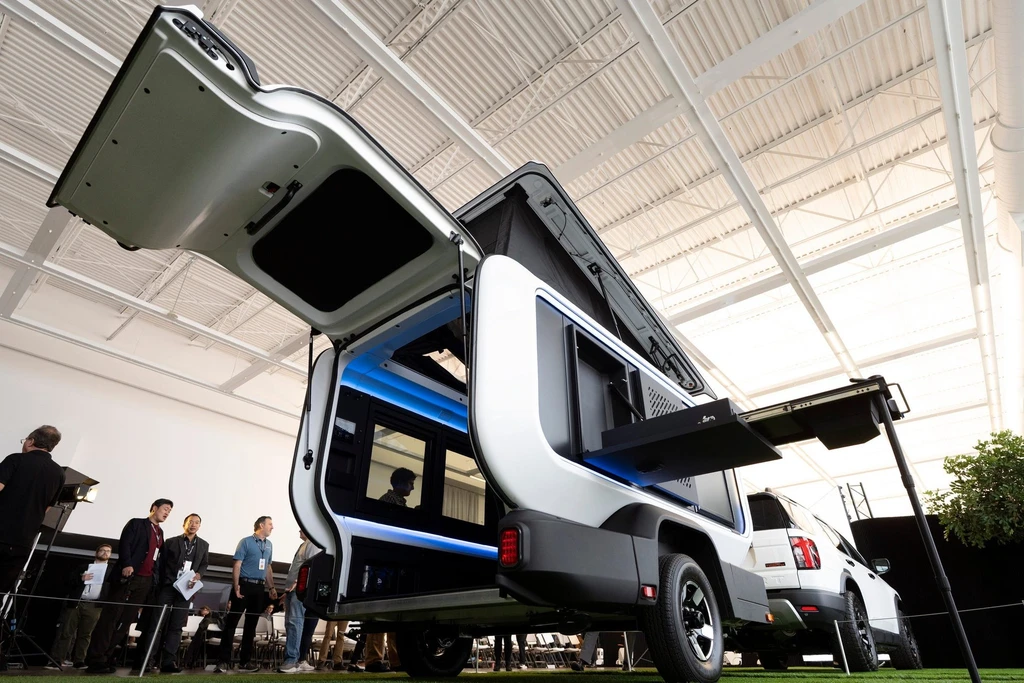 Honda Unveils Compact Towable Camper for Crossover Vehicles