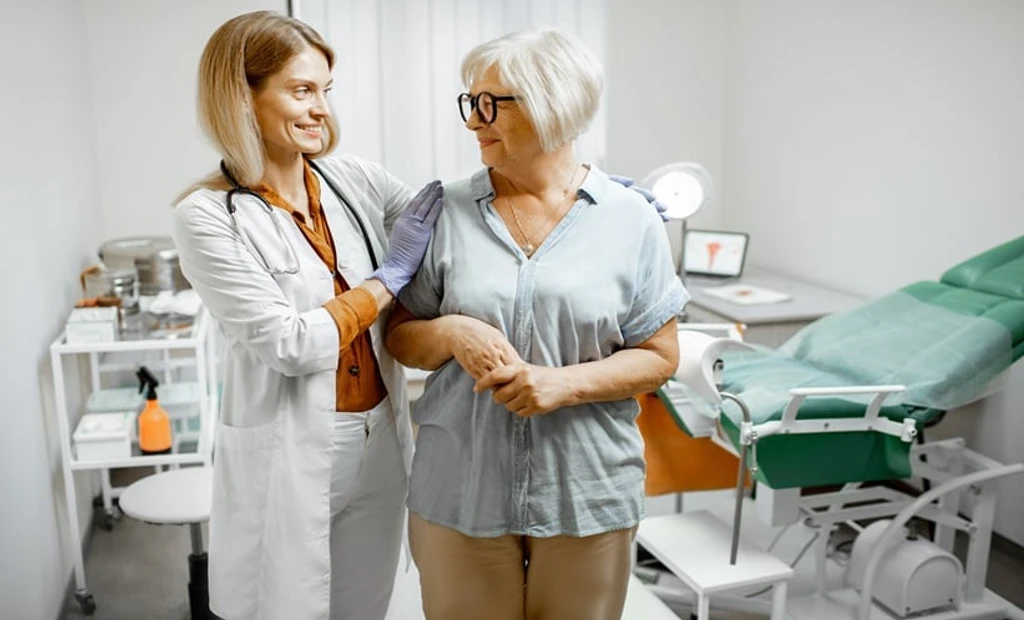 HIV Menopause Care: Clinicians Urged to Start Conversations Earlier