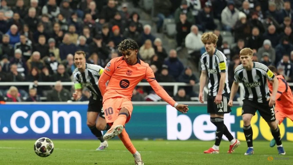 Late Penalty Denies Newcastle Draw Against Barcelona in Champions League