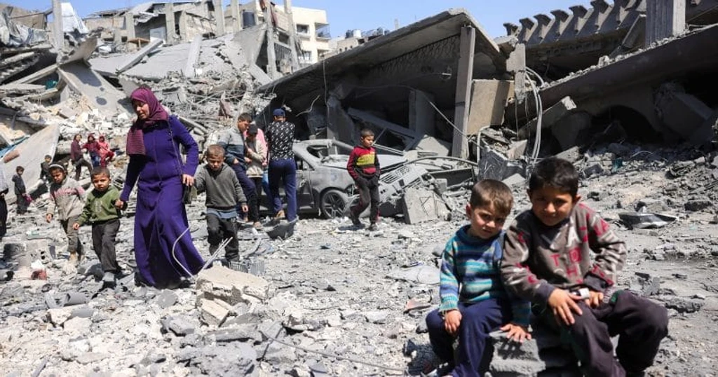 Gaza Ceasefire Collapses as Israeli Airstrikes Kill Five Civilians