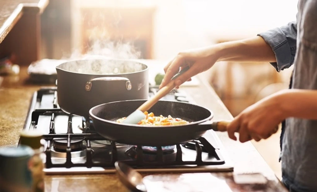 Daily Habits Linked to Dangerous Indoor Air Pollution