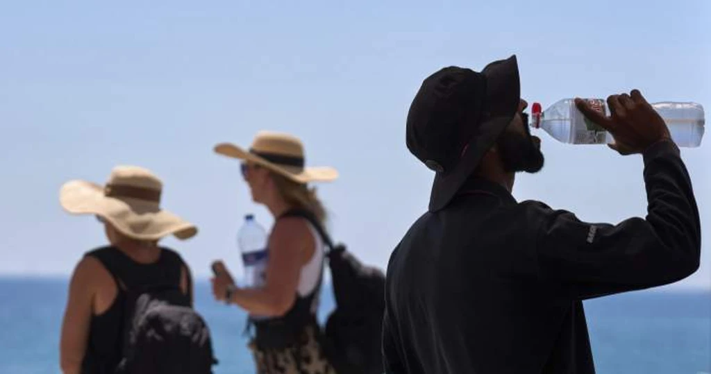 Western Europe Heat Wave Breaks Records, Claims Lives