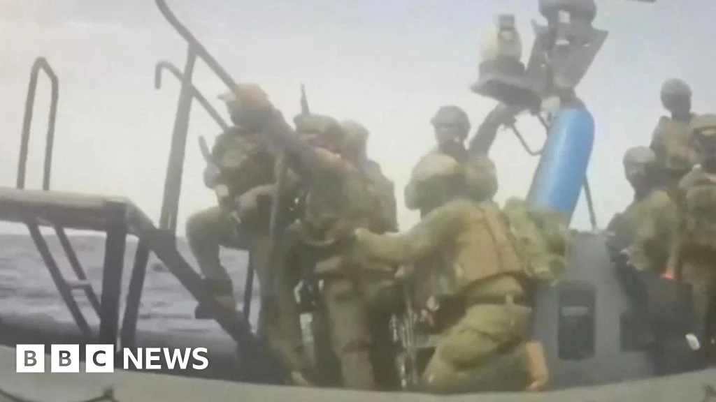 Israeli Forces Board Gaza-Bound Flotilla in International Waters