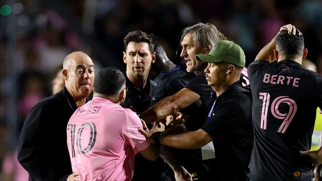 Messi Knocked Down During Pitch Invasion in Puerto Rico