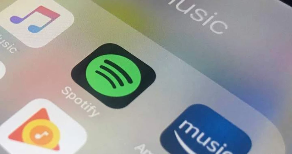 AI Music Surge Overwhelms Streaming Platforms, Threatens Human Artists
