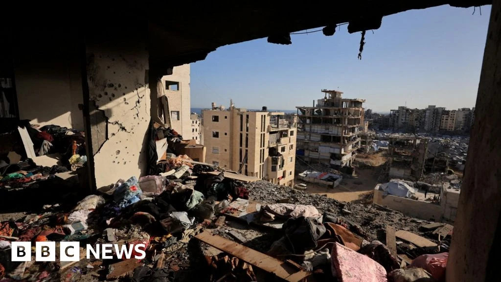 Israeli Airstrikes in Gaza City Kill 11: Ceasefire Strains