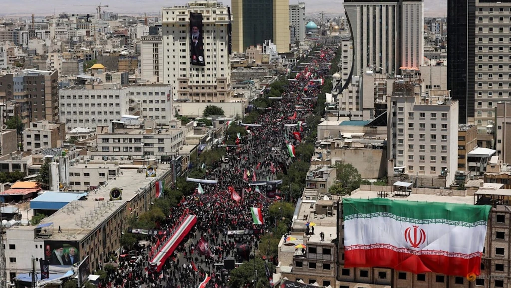 Iran Retaliates Against U.S. Military Targets in Gulf After Ceasefire Strains