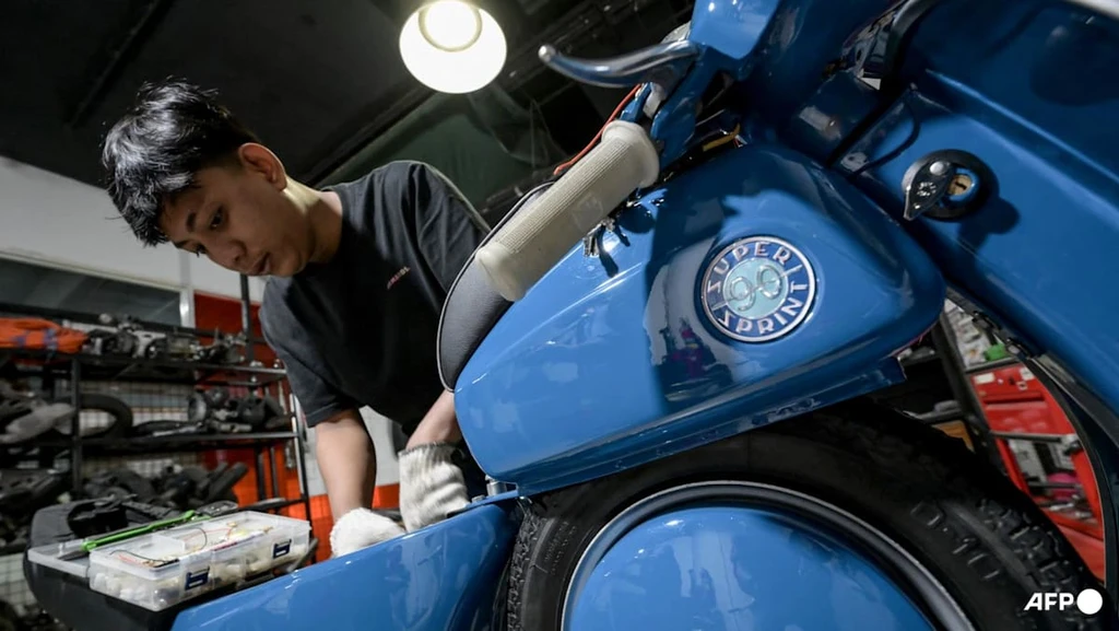 Indonesia Plans Massive Motorcycle-to-Electric Conversion Amidst Fuel Price Hikes