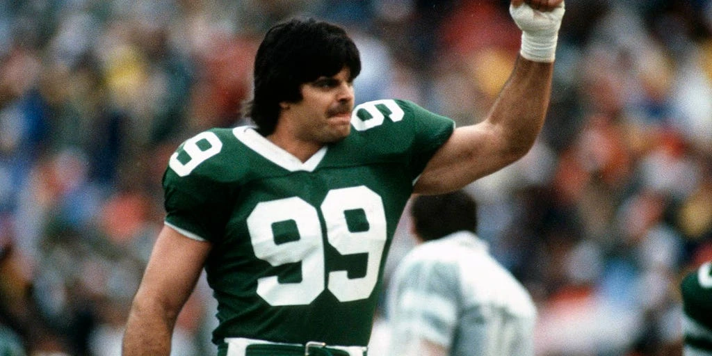 Judge Dismisses Mark Gastineau's $25M Lawsuit Against ESPN Over Favre Confrontation