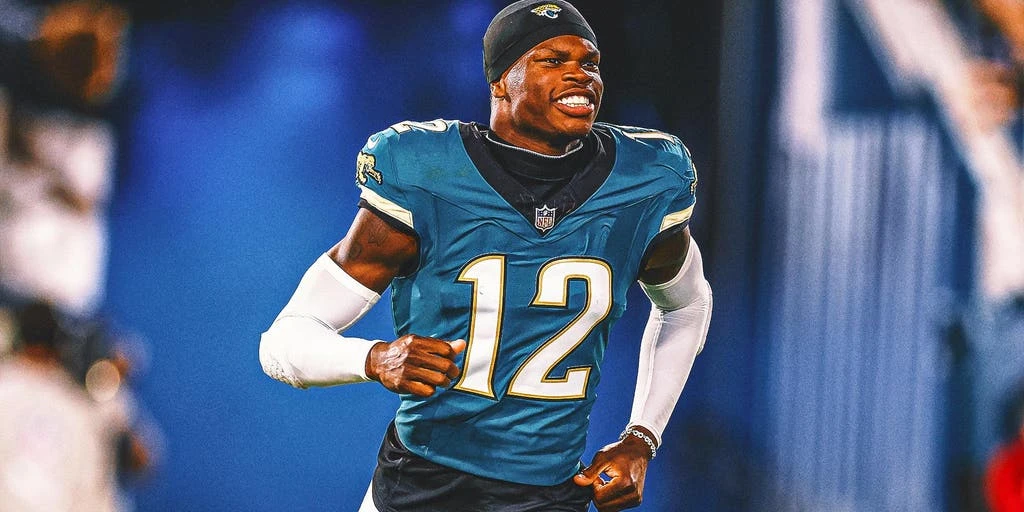Jaguars HC Liam Coen: Travis Hunter's Two-Way Role 'Plan Has Not Changed'