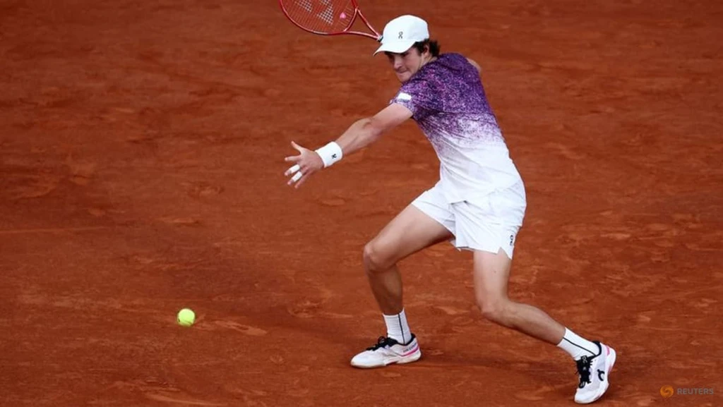 Brazilian Teen Fonseca Stuns Ruud, Reaches French Open Quarter-Finals