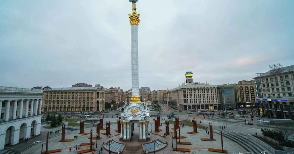 Russian Ballistic Missiles Strike Kyiv, Escalating War