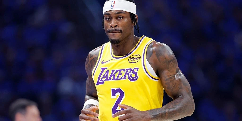 Lakers' Jarred Vanderbilt Suffers Gruesome Pinkie Injury in Game 1 Loss