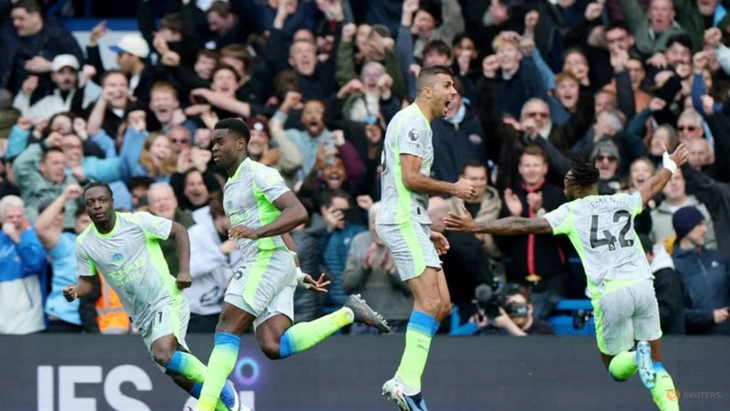 Manchester City Ignites Late-Season Surge, Challenging Arsenal's Lead