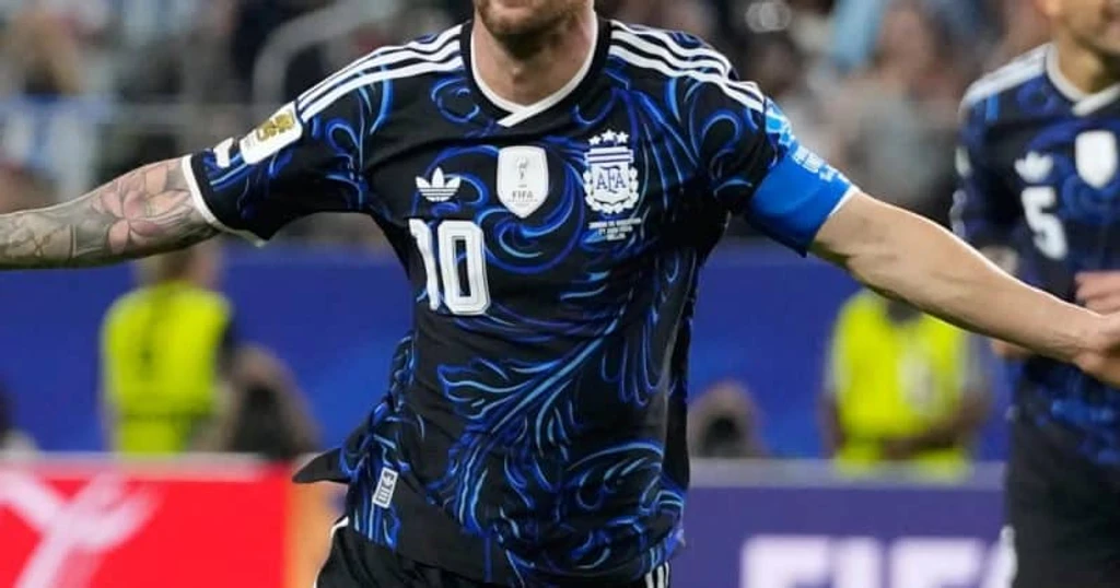 Messi Makes World Cup History Again, Reaching Knockouts in Sixth Straight Tournament