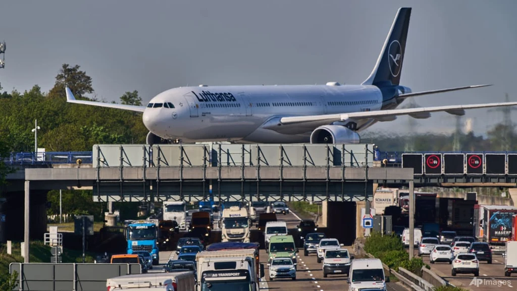 Lufthansa Slashes Flights Amid Soaring Jet Fuel Costs