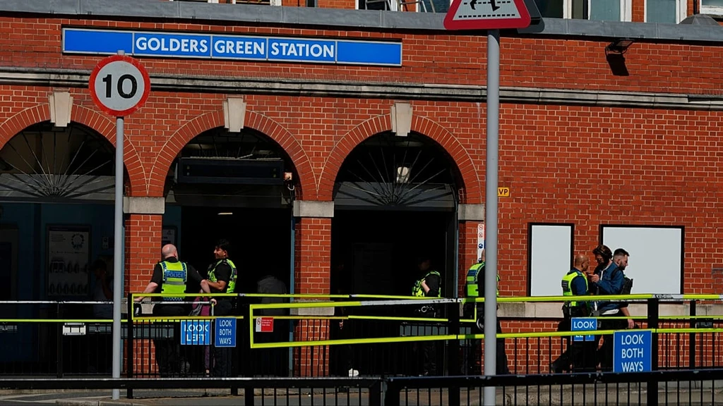 Man Charged with Attempted Murder in Stabbings of Two Jewish Men in London