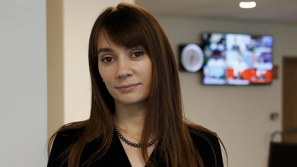 EU Lawmakers Push Sanctions on RT France's Former Chief Xenia Fedorova