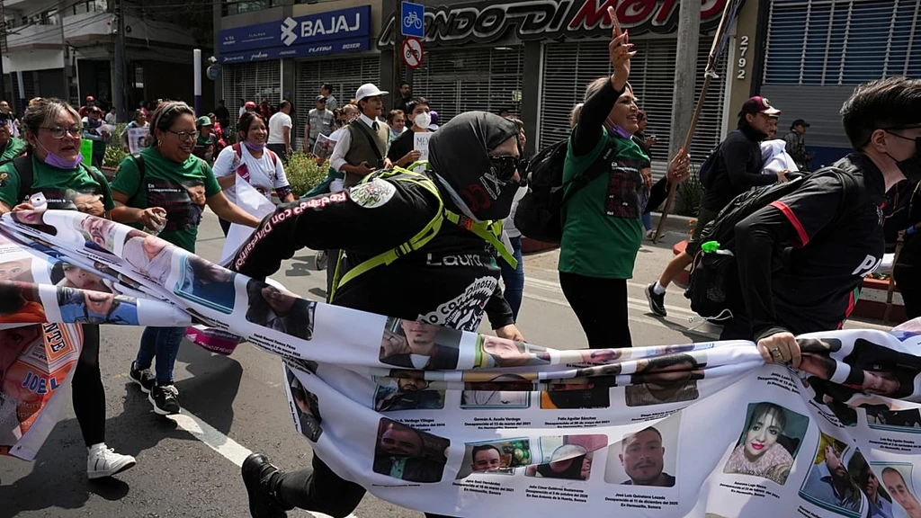 Mexico's Missing Persons Crisis Shadows World Cup Kickoff