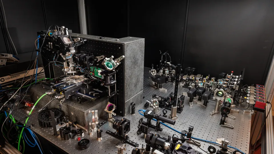 Microsoft Unveils 10,000-Year Data Storage Using Glass