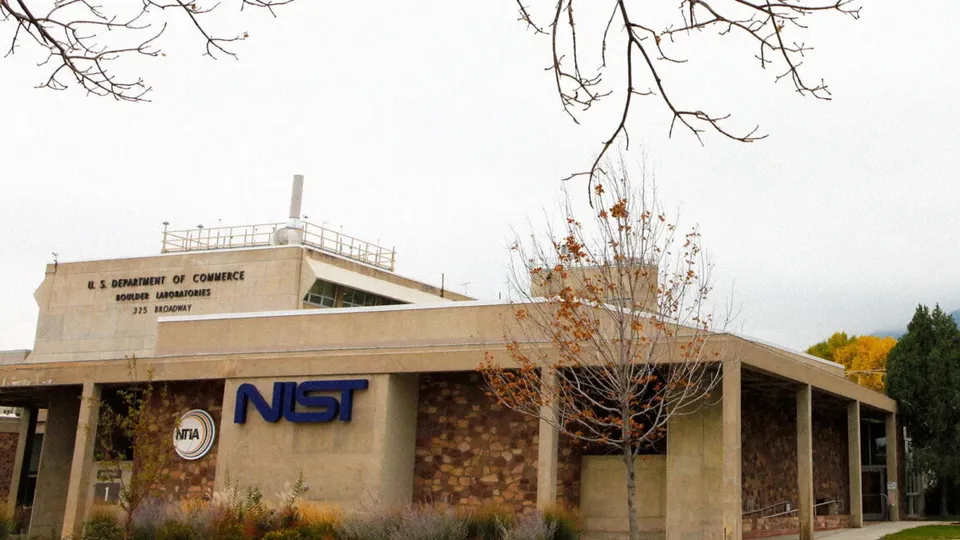 US Research Lab's Policies May Drive Away Foreign Scientists
