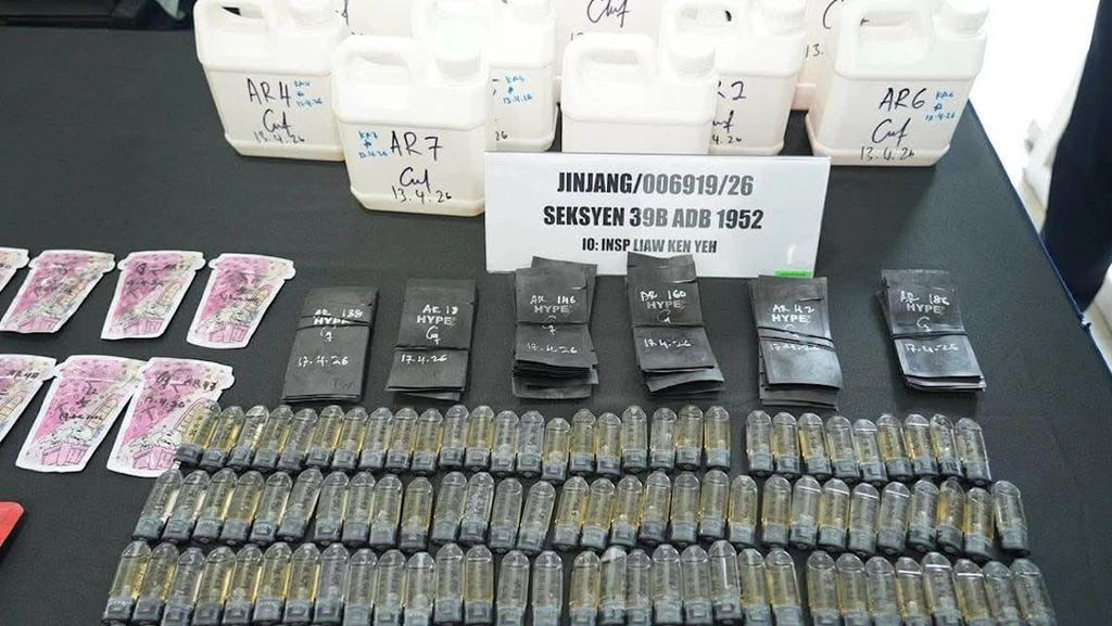 Malaysia Police Seize 'Zombie Drug' Vapes in Kuala Lumpur Raids