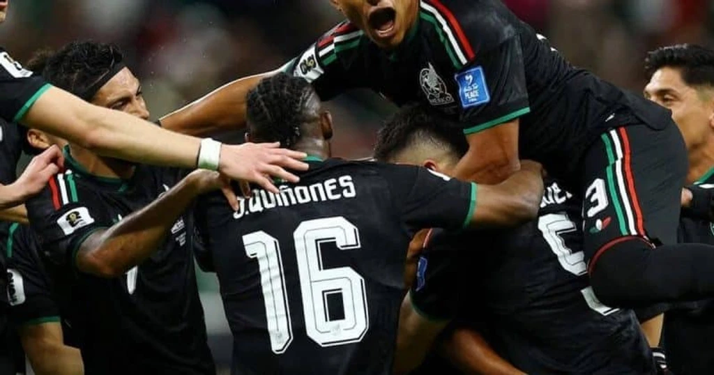 Rangel’s Double Save Secures Mexico’s First World Cup Group Win Since 2002