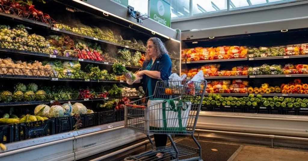 Fed Rate Hike Odds Surge as Inflation Hits 3.8%